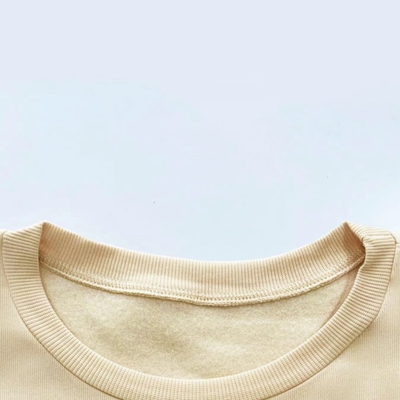 Leopard Heart Print Thermal Lined Sweatshirt - Picture 5 of 6